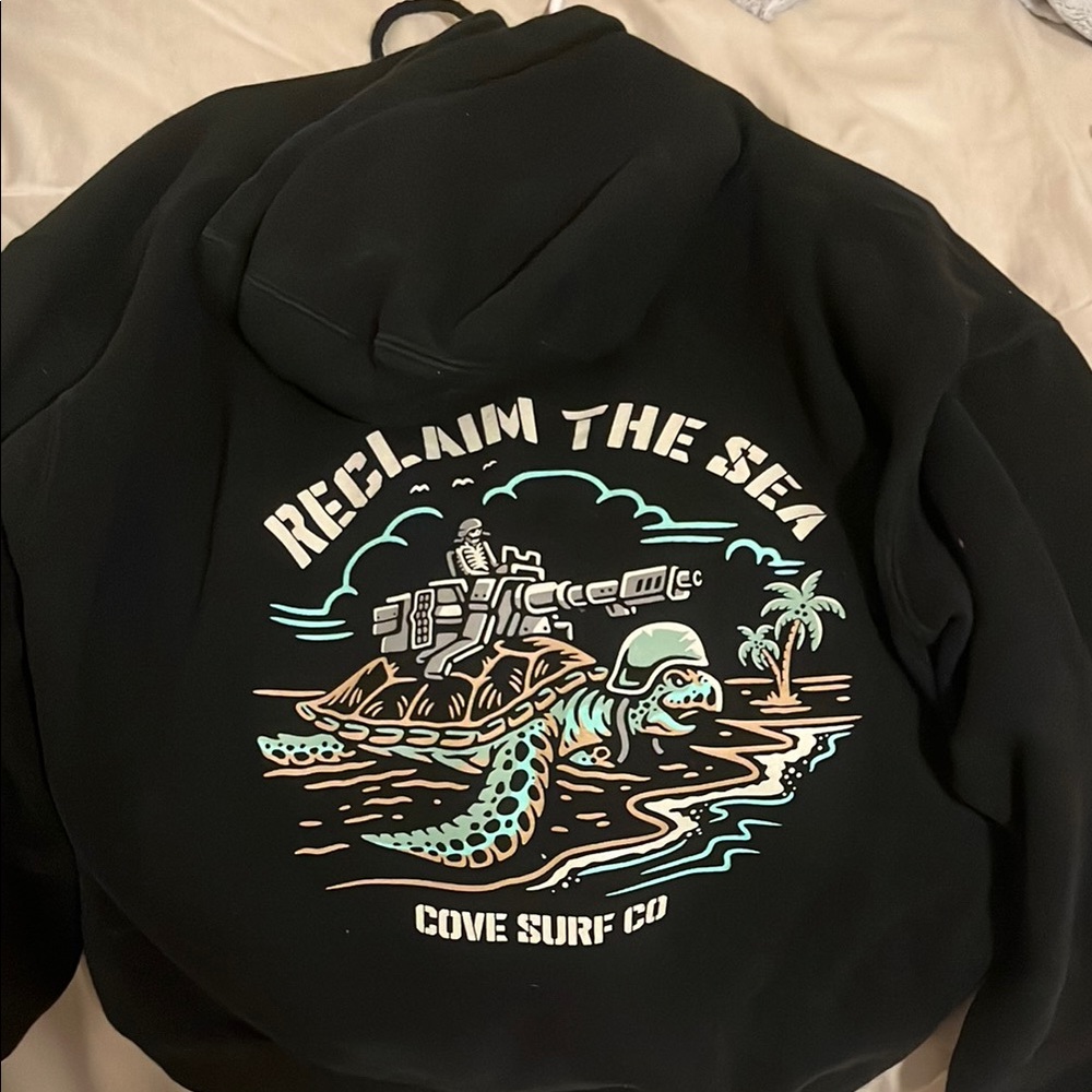 Cove Surf Co Black Hoodie like new - Picture 2 of 2